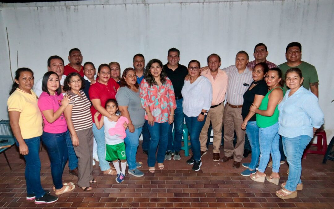 Se reúne Yamil Melgar con integrantes del sindicato de salud.
