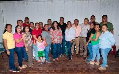 Se reúne Yamil Melgar con integrantes del sindicato de salud.