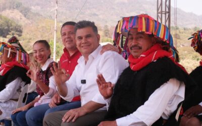Los pueblos indígenas con el PRI se gobernarán con paz y tranquilidad: Willy Ochoa