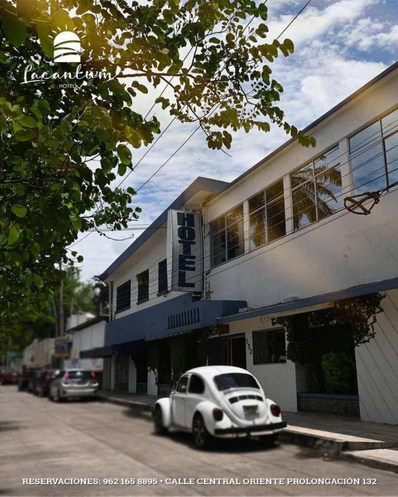 HOTEL LACANTUM por su ubicación, calidad y servicio... "somos la mejor opción para que Usted y su familia, disfruten de su estancia en nuestra ciudad"