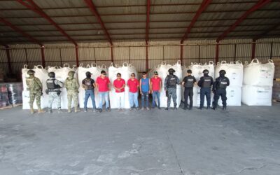 Recuperan cargamento de azúcar robado en Suchiate